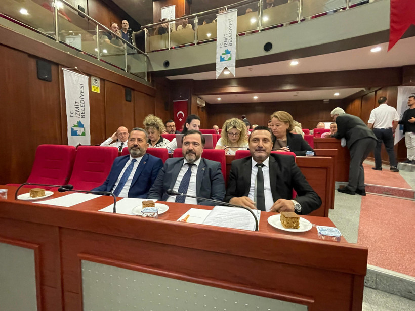 CHP’li Mehmet Nazım Gençtürk’ten Karagöz’e tepki: Yandaş kanalların etkisinde kalmış - Resim : 2