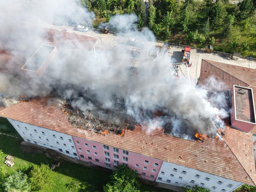 Lisenin çatısında yangın çıktı! - Resim : 4