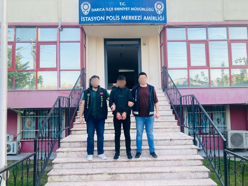 Henüz 18 yaşında... Hırsızlık, şantaj! - Resim : 1