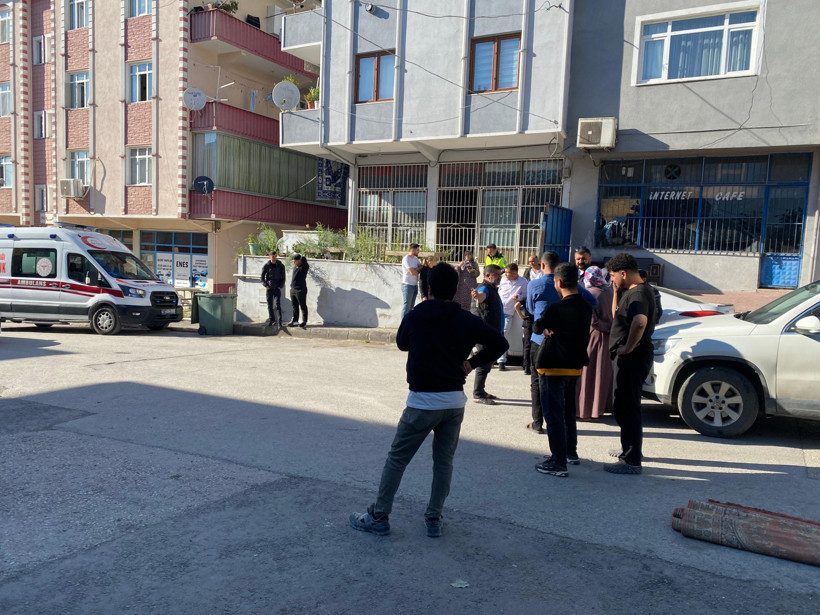 Korkutan kaza! Minibüs 7 yaşındaki çocuğa çarptı - Resim : 2