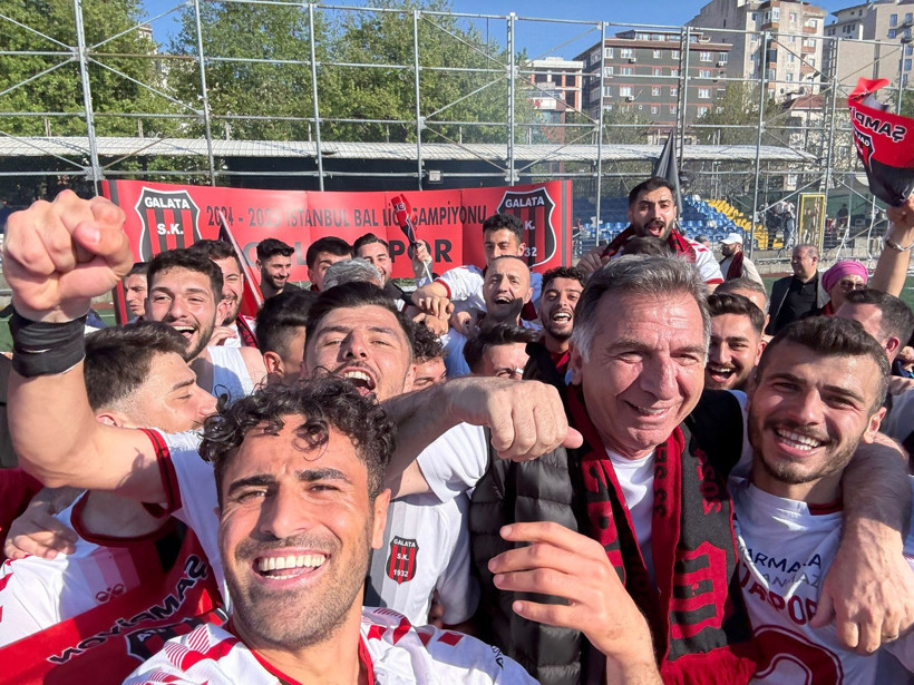 Turhan Sofuoğlu: Soyunma odamız bile yoktu… Arabada ya da evde giyinip antrenmana çıktık - Resim : 5