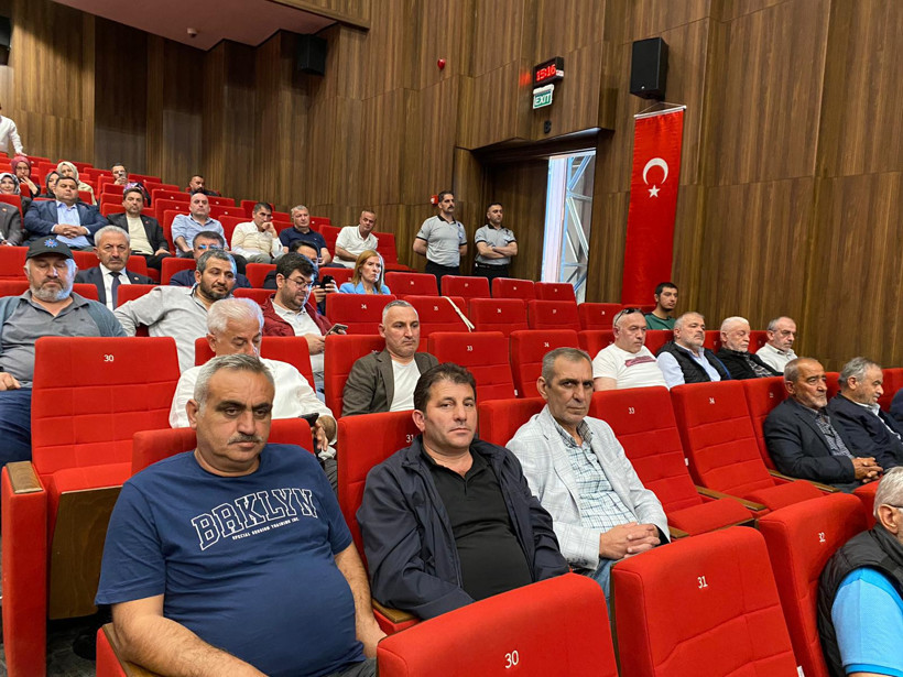 Barbaros Mahallesi sakinleri Büyükşehir Meclisi'nde! Sözlü olarak 15 bin istediler imzada 500 bin TL - Resim : 1