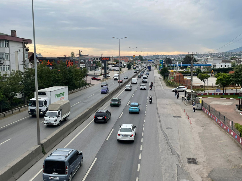 Kocaeli'nin trafik derdi bitmiyor! Her sabah aynı manzara - Resim : 2