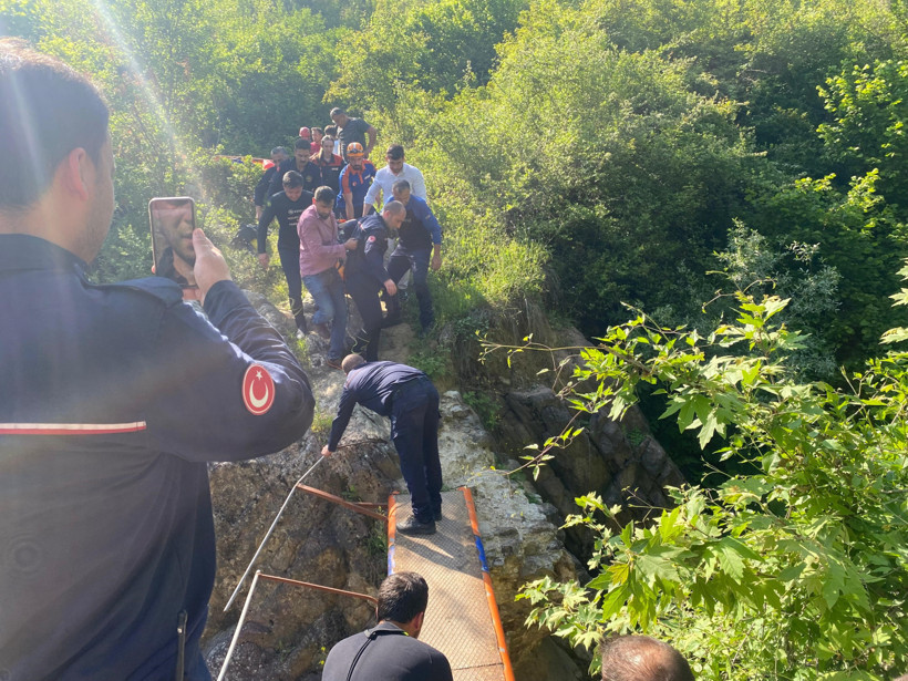 Dereye giren çocuk boğuldu! - Resim : 2