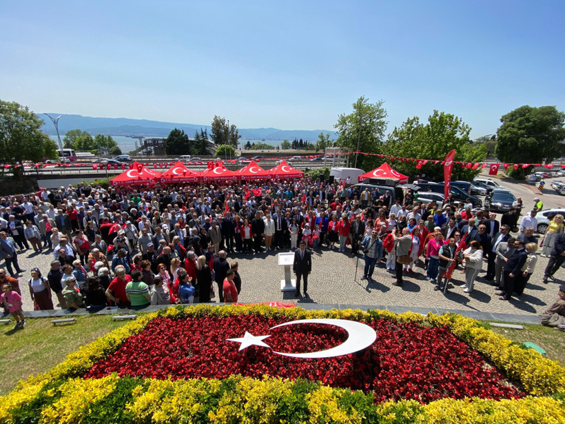 CHP İzmit’ten Gençlik Yürüyüşü! - Resim : 3