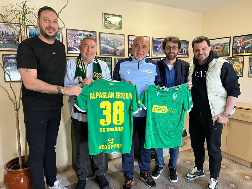 İzmitli Hikmet Karaman, Zimbru’da milli kahraman gibi! - Resim : 2