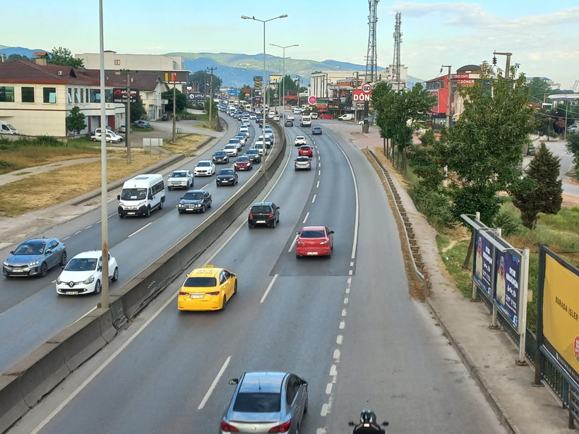 Kocaeli'de bayram tatili bitti trafik çilesi bitmedi! - Resim : 4