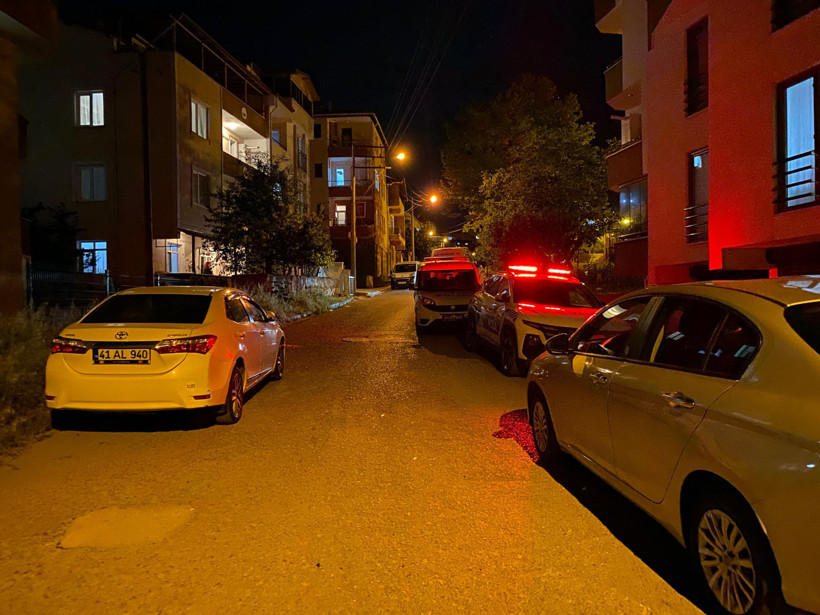 Karnından vurulan kadın hastaneye kaldırıldı - Resim : 2