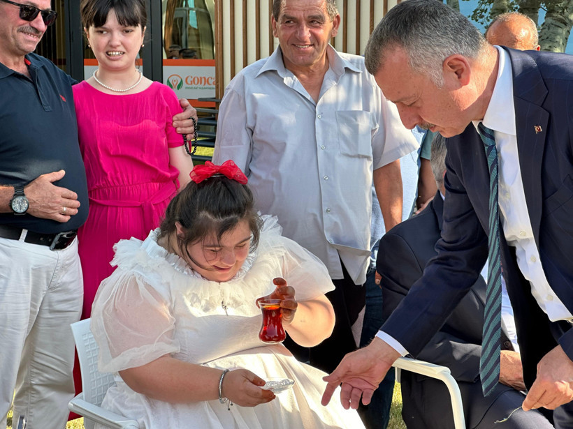 Tahir Büyükakın’ın en mutlu günlerinden biri! Gonca Engelsiz Yaşam Merkezi açıldı - Resim : 7