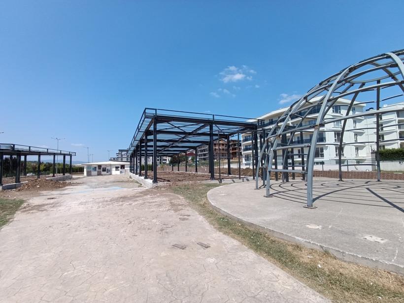 15 Temmuz Parkı artık yok… Önce kaderine terk edildi şimdi ise bilim merkezi oluyor - Resim : 4