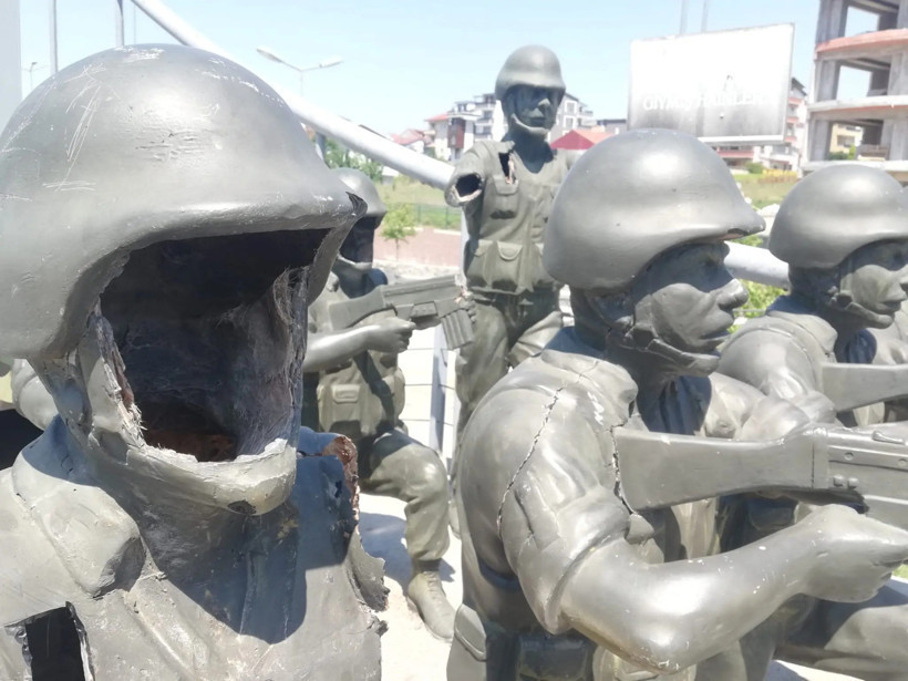 15 Temmuz Parkı artık yok… Önce kaderine terk edildi şimdi ise bilim merkezi oluyor - Resim : 12