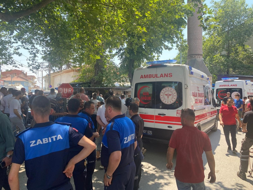 Cuma namazı çıkışı kurşun yağdırdı: Yaralılar var! - Resim : 3