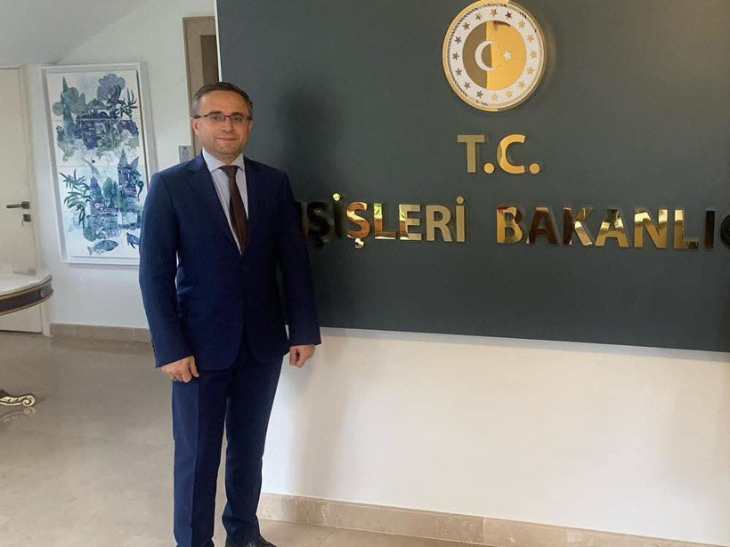 İtalya Başbakanı Meloni’yi İzmitli bürokrat karşıladı - Resim : 2