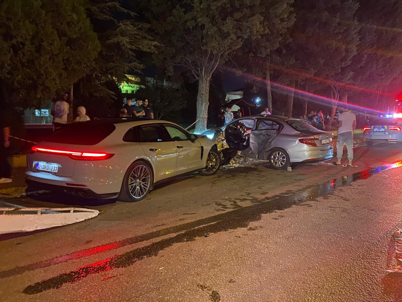 Kocaeli'de iki otomobil birbirine girdi... Yaralılar var! - Resim : 2