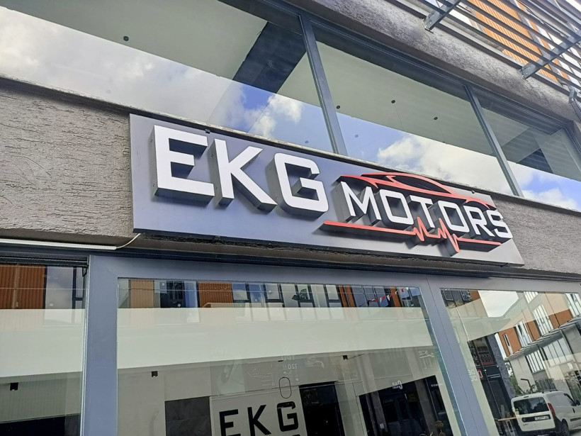 Hem futbol hem galericilik! Erdem Korkmaz Güner, EKG Motors’a bekliyor! - Resim : 5