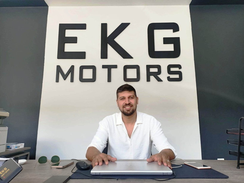 Hem futbol hem galericilik! Erdem Korkmaz Güner, EKG Motors’a bekliyor! - Resim : 7
