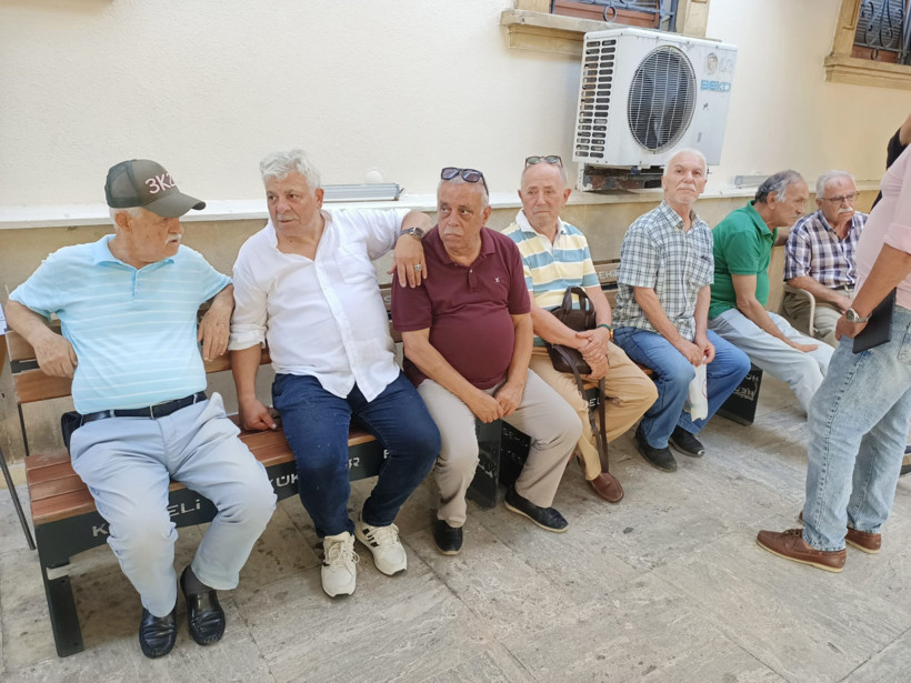 Mehmet Açık kayınpederini son yolculuğuna uğurladı - Resim : 5