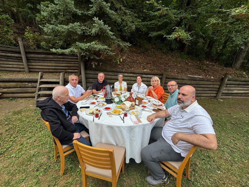 Artvinliler kahvaltıda buluştu! - Resim : 6