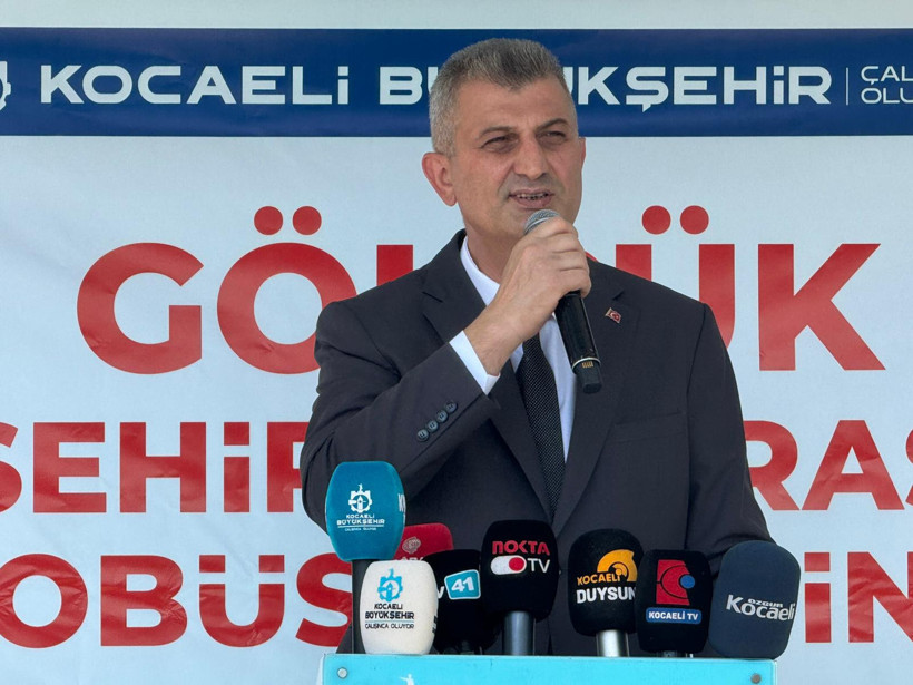 Tahir Büyükakın muhalefete terminal açılışında yüklendi: Biz yapmaya devam edeceğiz onlar konuşmaya - Resim : 3