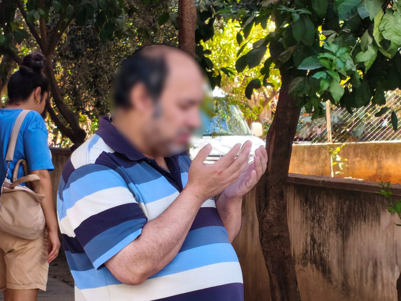 Akıl almaz olay! Aynı evde yaşadığı babasının öldüğünü 3 gün sonra fark etti - Resim : 1