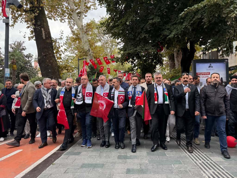 Kocaeli Gazze için meydanlara indi - Resim: 11