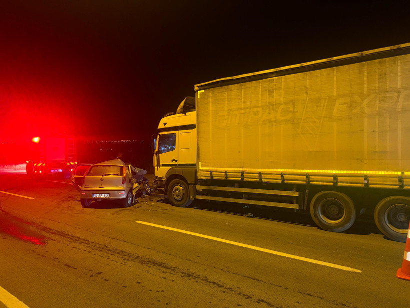 D-100 kara yolunda feci kaza! Yolun karşısına geçmek isterken... - Resim : 4