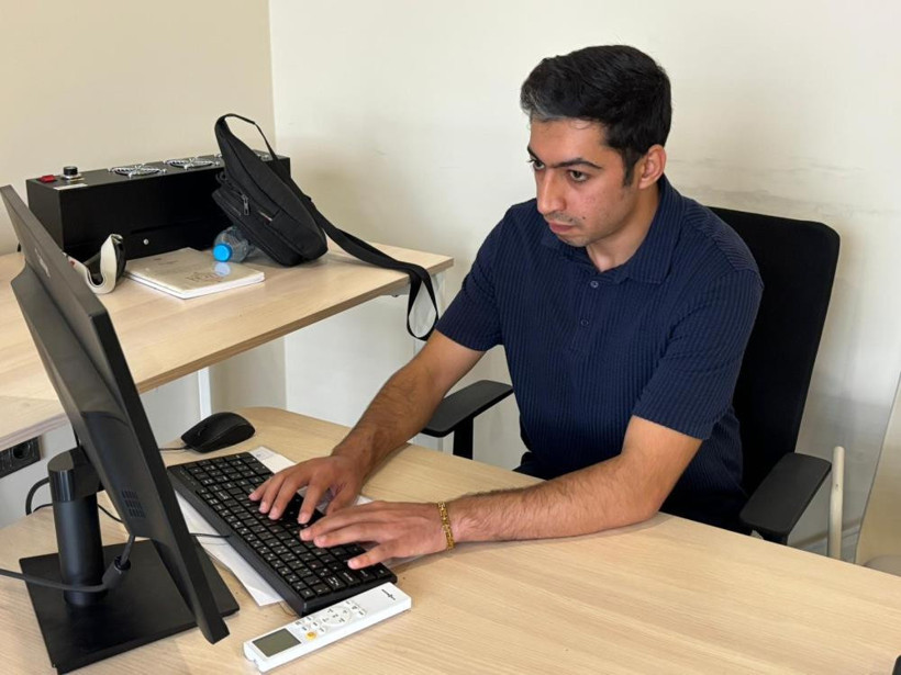 Görme engelli eğitmenden çağrı: Sarı çizgilerimizi işgal etmeyin - Resim : 2