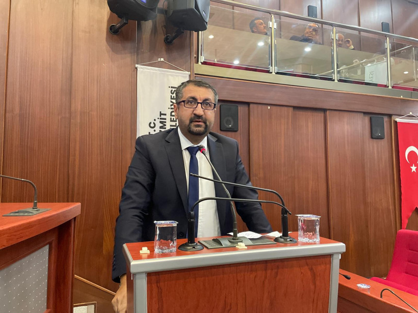 İzmit Belediyesi cami arazisi ve mezarlık mı satacak? Meclis gergin başladı - Resim : 2