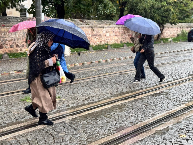 Yağmur bu kez etkili geldi... İzmit'ten yağmur manzaraları - Resim: 15