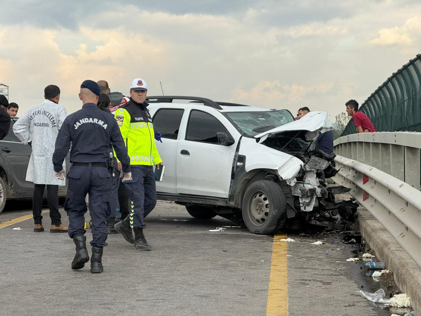 Otoyolda korkunç kaza: Göreve giden 2 jandarma şehit oldu - Resim : 3
