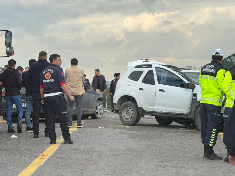 Otoyolda korkunç kaza: Göreve giden 2 jandarma şehit oldu - Resim : 5