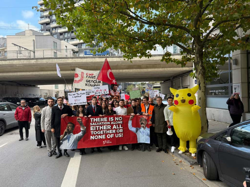 Harun Özgür Yıldızlı Brüksel mitinginde! - Resim : 2