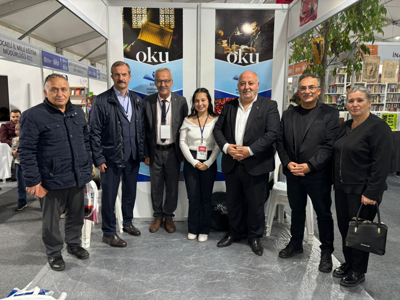 Kocaeli Milli Kuruluşlar Birliği’nden sazlı sözlü Kitap Fuarı finali - Resim : 1