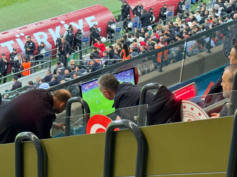 Tahir Büyükakın’ın televizyon ile imtihanı - Resim : 3