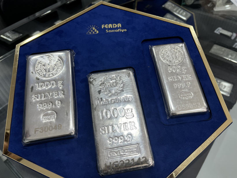 Altın el yakıyor... Vatandaş gümüşe yöneldi! - Resim : 2