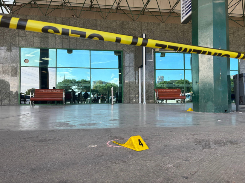 Otogarda panik anları: Rastgele ateş açtı, polis ekipleri etkisiz hale getirdi! - Resim : 3