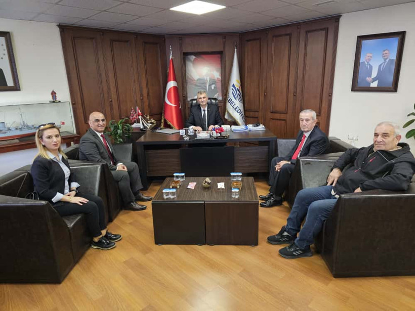 İYİ Parti Gölcük Teşkilatı'ndan Ali Yıldırım Sezer'e ziyaret - Resim : 1