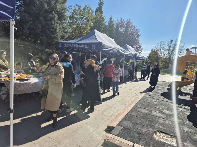 Yesevi Hareketi'nden "Gazze'ye Umut Ol" Kermesi - Resim : 5