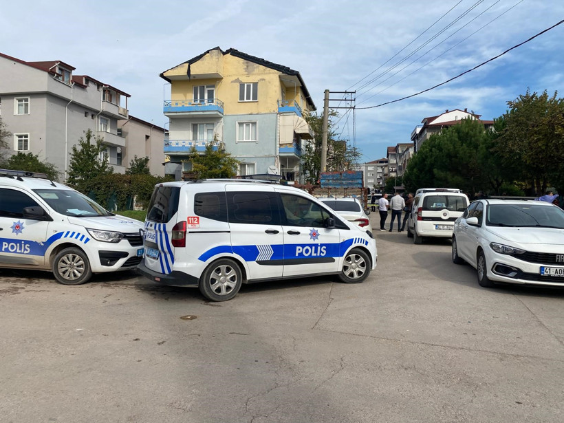 Eşini bıçaklayarak öldürdü! - Resim : 3