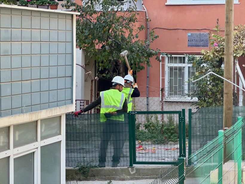 Çöken binanın enkazında bilirkişi heyetinin incelemeleri sürüyor - Resim : 3