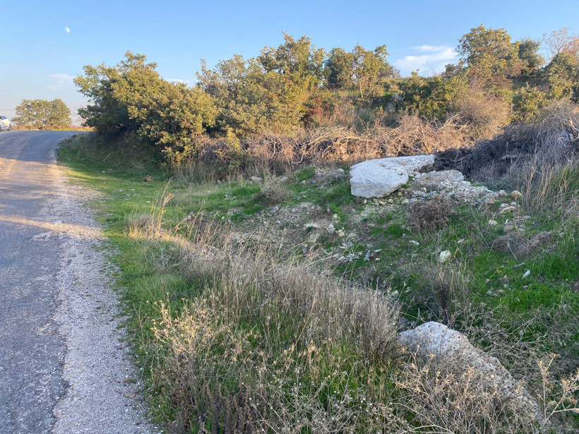 Boş arazide bebek cesedi bulundu! - Resim : 1