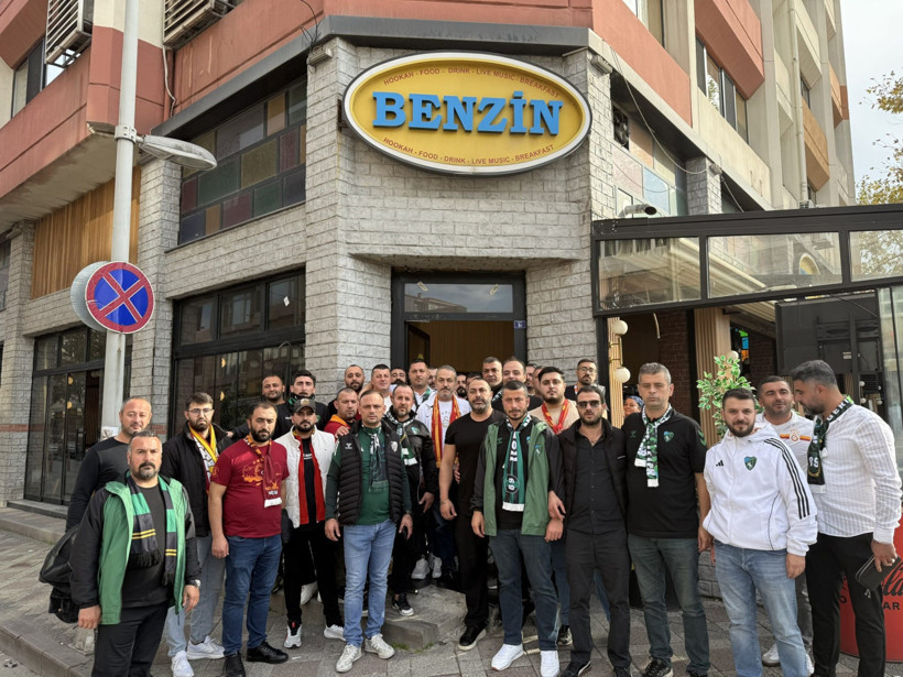 Kocaelispor ve Galatasaray tribün liderleri maç öncesi bir araya geldi! - Resim : 2