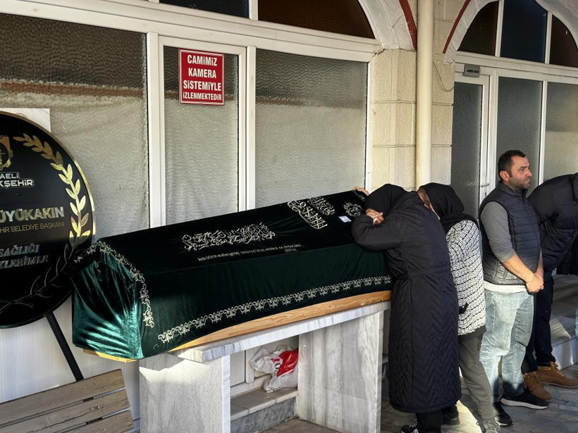 Fabrika yangınında hayatını kaybetmişti; Tuncay Yıldız'ın cenazesi defnedildi - Resim : 2