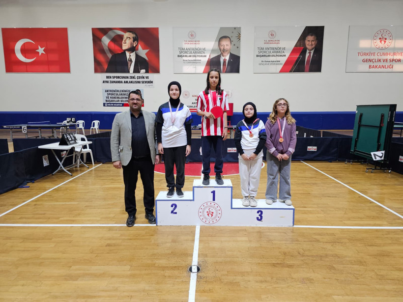 Atatürk Haftası Masa Tenisi Turnuvası sona erdi - Resim : 3