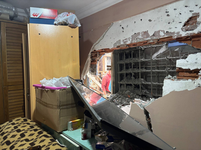 Görünce şaşkına döndü... Odanın içi betonla doldu! - Resim : 2