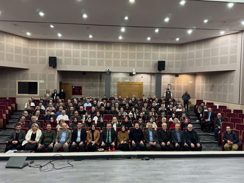 AK Parti İzmit'ten bin 560 program - Resim : 1