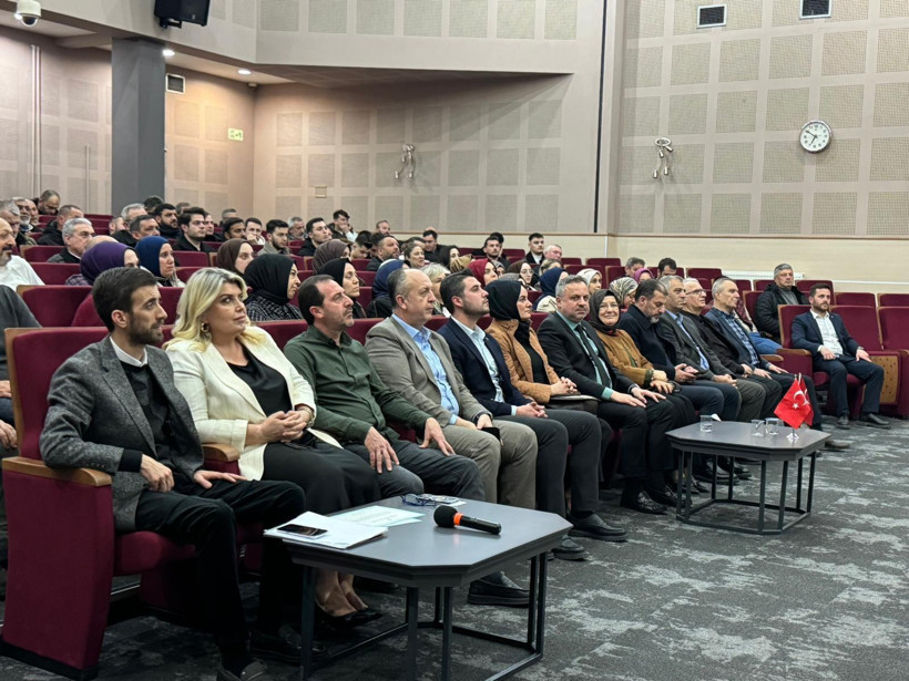 AK Parti İzmit'ten bin 560 program - Resim : 5