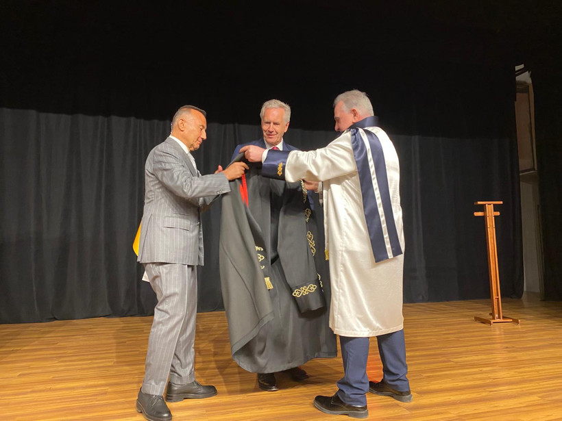 ​10. Alman Cumhurbaşkanı Wulff Kocaeli'de! "Birlikte düşünüp birlikte hareket etmeliyiz" - Resim : 4