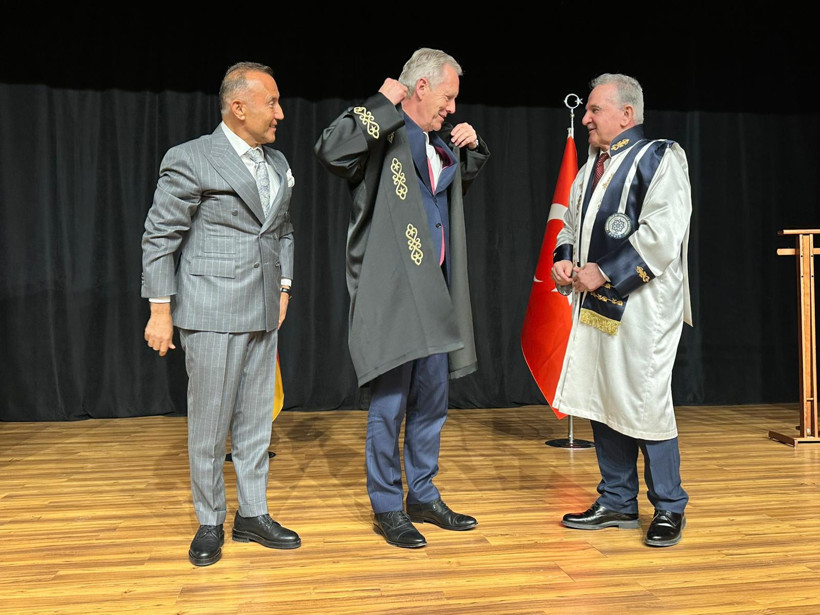 ​10. Alman Cumhurbaşkanı Wulff Kocaeli'de! "Birlikte düşünüp birlikte hareket etmeliyiz" - Resim : 5