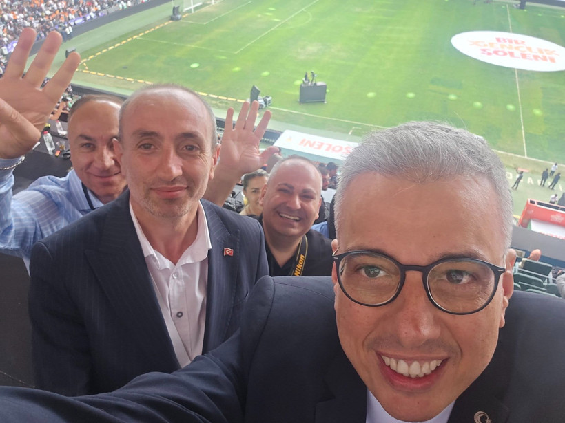 Bakanlar gen&ccedil;lik ş&ouml;lenine akın etti! - Resim : 2